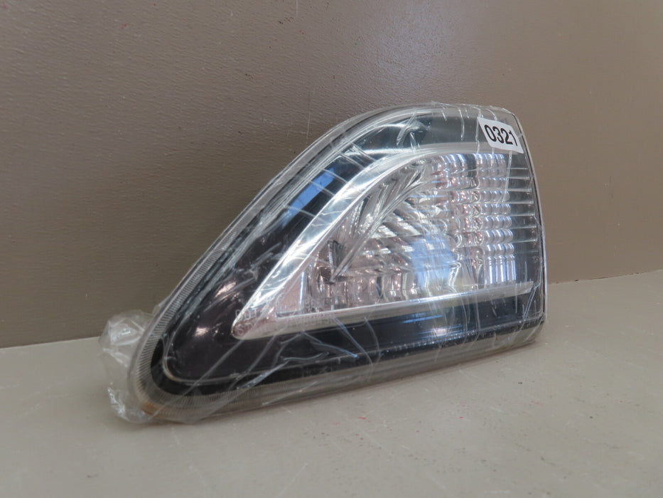2010 2011 2012 2013 MAZDA 3 SEDAN REAR RIGHT PASSENGER INNER TAIL LIGHT OEM