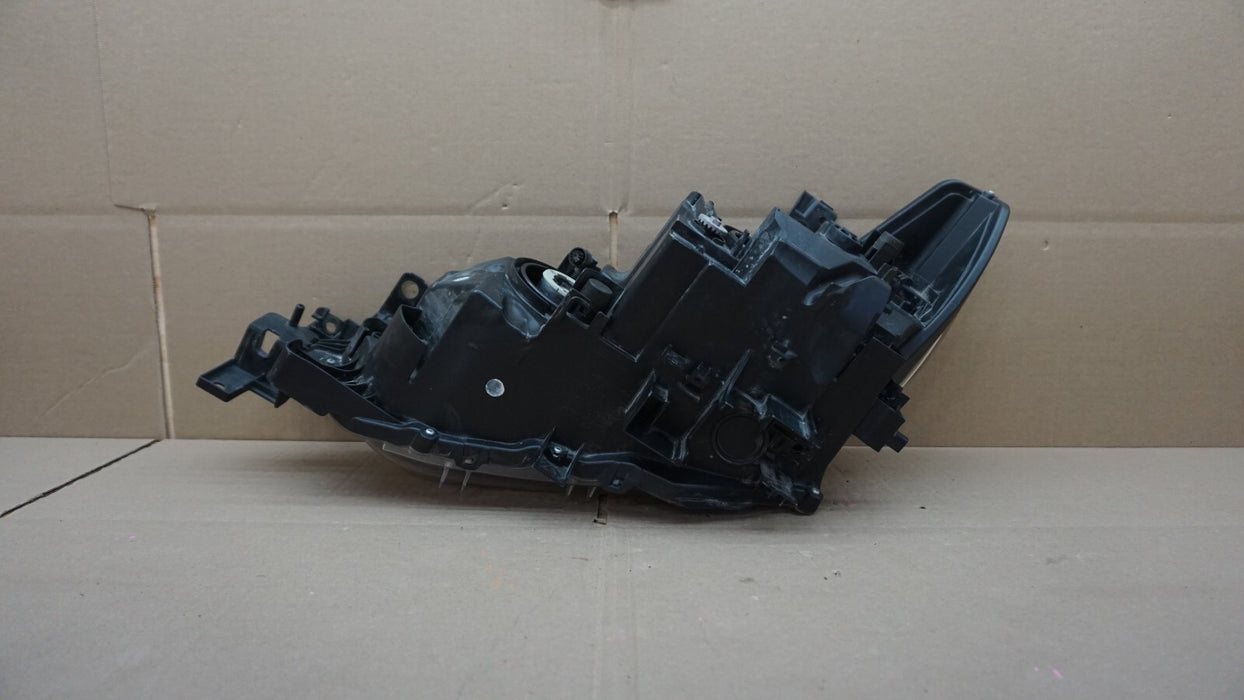 2014-2017 MZDA 6 FRONT RIGHT PASSENGERS SIDE HEADLIGHT OEM 14 15 16 17