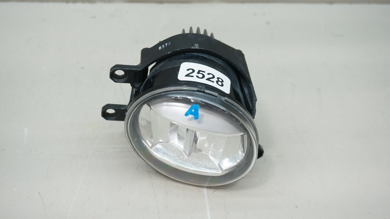 2014-2020 LEXUS RX IS ES FRONT RIGHT PASSENGER SIDE FOG LIGHT OEM
