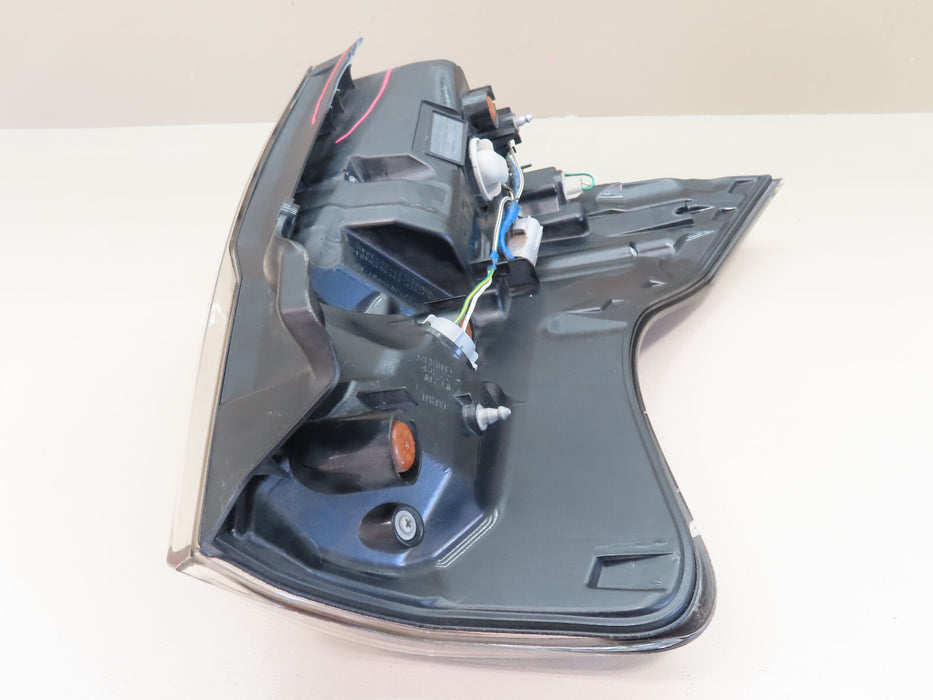 2014-2020 LEXUS GS460 REAR RIGHT PASSENGER TAIL LIGHT OEM