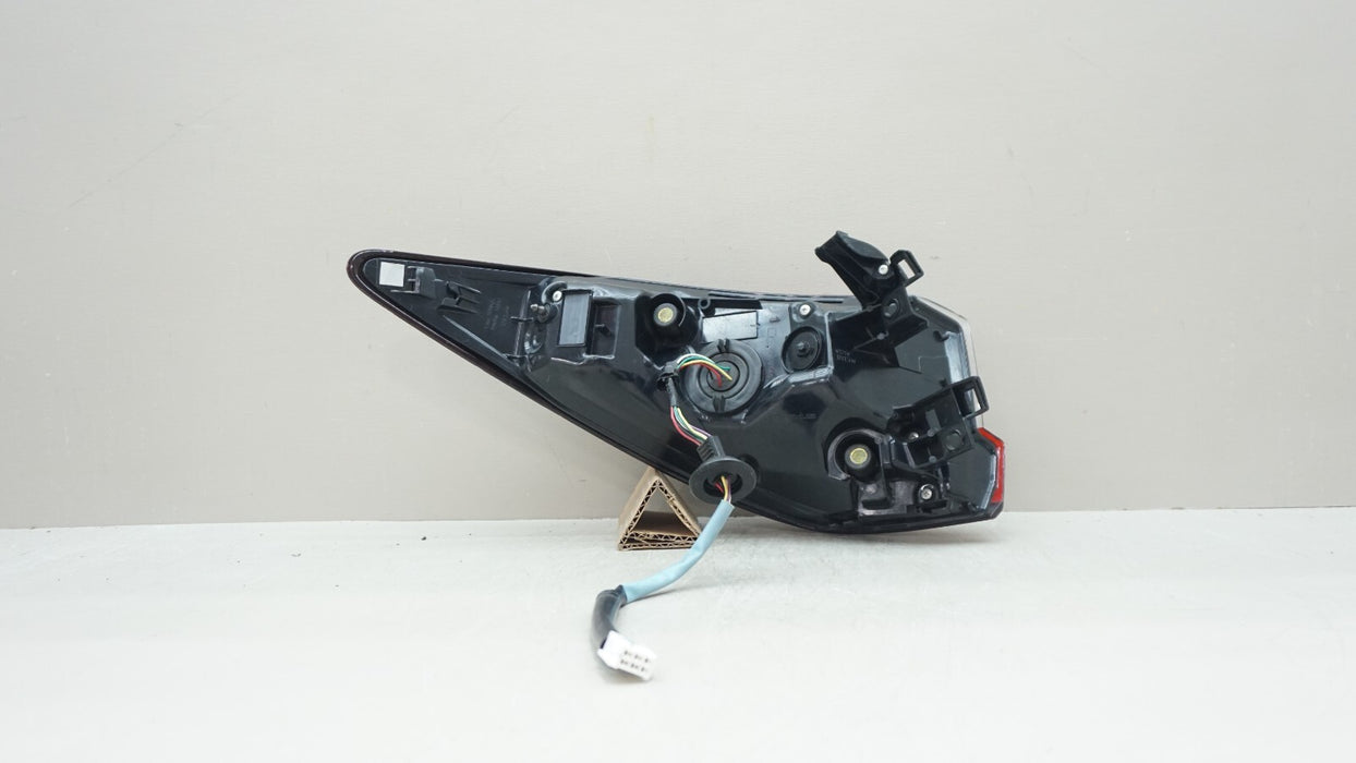 2016-2019 LEXUS RX350 RX450H REAR RH RIGHT PASSENGER SIDE OUTER TAIL LIGHT OEM