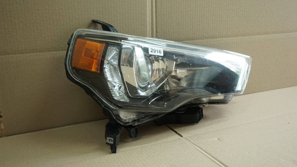 2014-2019 TOYOTA 4RUNNER RIGHT PASSENGER SIDE HEADLIGHT HALOGEN LAMP OEM