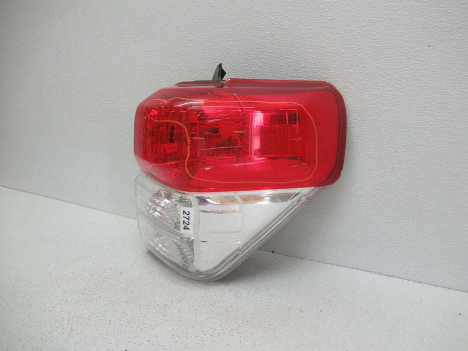 2010 - 2013 TOYOTA 4RUNNER RAER RIGHT PASSENGER SIDE TAIL LIGHT BRAKE LAMP OEM