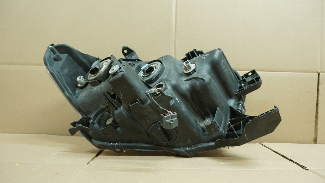 2016-2018 TOYOTA TACOMA LEFT DRIVER SIDE HALOGEN HEADLIGHT OEM