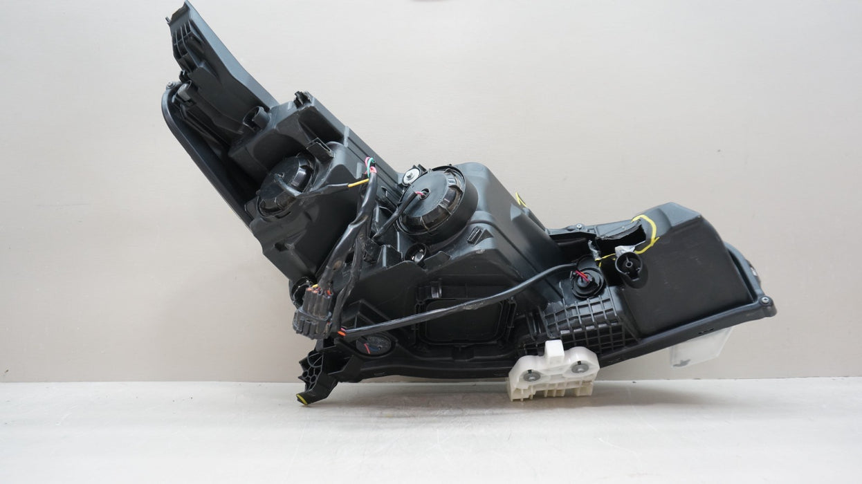2018-2024 NISSAN LEAF FRONT LEFT SIDE HALOGEN / LED HEADLIGHT OEM260605SA