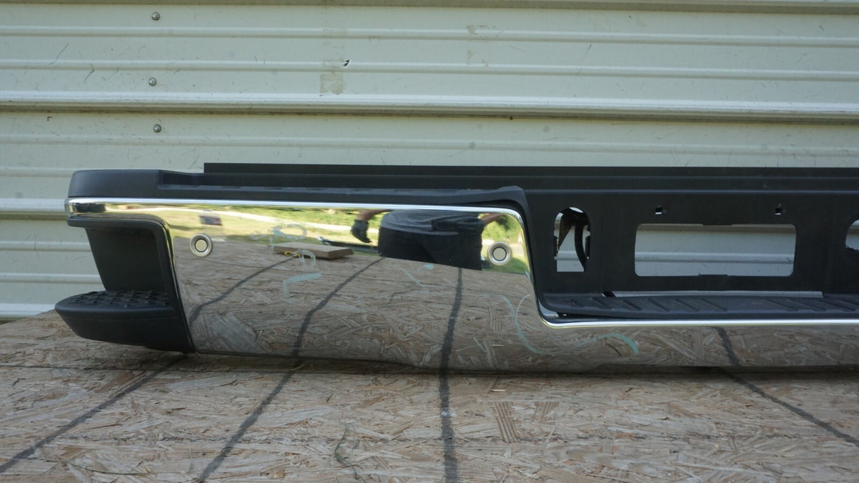 2014-2018 CHEVROLET SILVERADO REAR BUMPER PLASTIC COVER SHELL PANEL FACTORY OEM