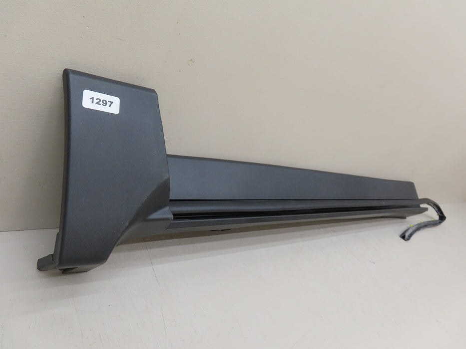 2018-2023 CHEVROLET EQUINOX LEFT DRIVER SIDE ROCKER PANEL SKIRT MOLDING OEM