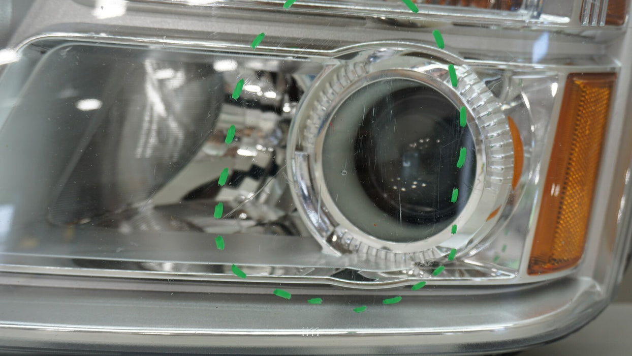 2010-2015 GMC TERRAIN FRONT LEFT DRIVER SIDE HALOGEN HEADLIGHT OEM