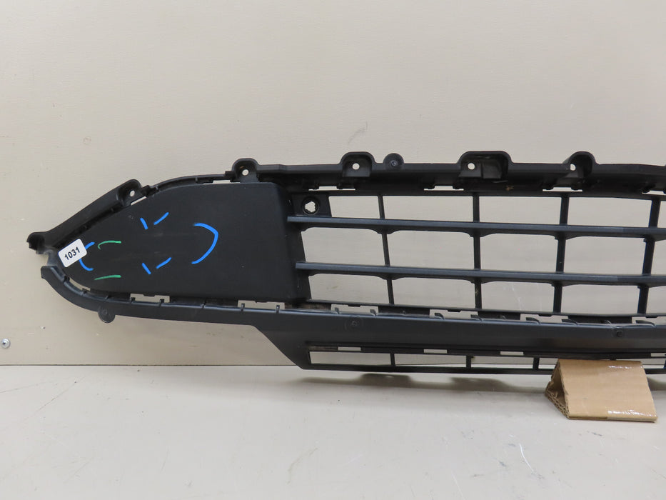 2018-2020 CHEVROLET TRAVERSE FRONT LOWER BUMPER GRILL GRILLE COVER OEM 84402021