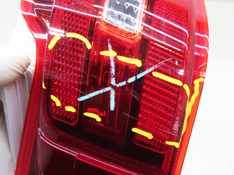 2020-2022 HYUNDAI PLAISADE REAR LEFT DRIVER SIDE BACKUP LIGHT REFLECTOR OEM