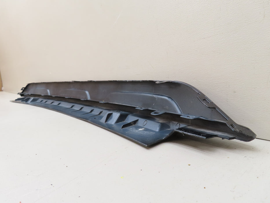 2022 2023 VOLKSWAGEN TIGUAN R-LINE REAR LOWER DIFFUSER OEM 5NN.807.568.E