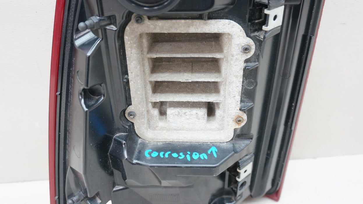 2019-2024 DODGE RAM 1500 REAR RIGHT PASSENGER SIDE BLIND SPOT TAIL LIGHT OEM