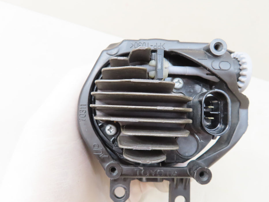 2014 2015 2016  LEXUS IS250 IS350 FRONT LEFT DRIVER FOG LIGHT LED OEM