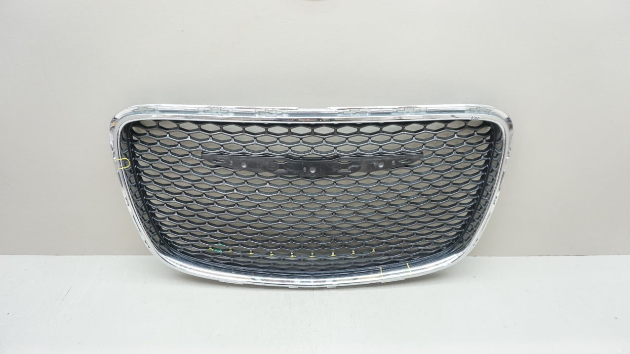 2015-2017 CHRYSLER 300 LX FRONT BUMPER RADIATOR GRILLE OEM 5SW08TRMAA