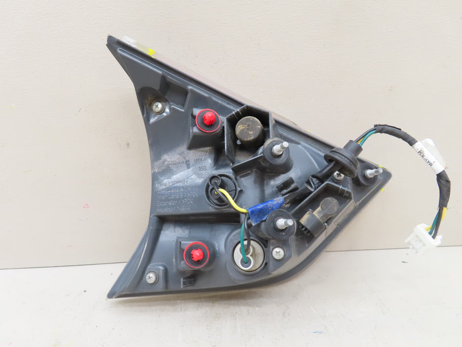 2014 2015 2016 NISSAN ROGUE REAR RIGHT PASSENGER INNER TAIL LIGHT OEM