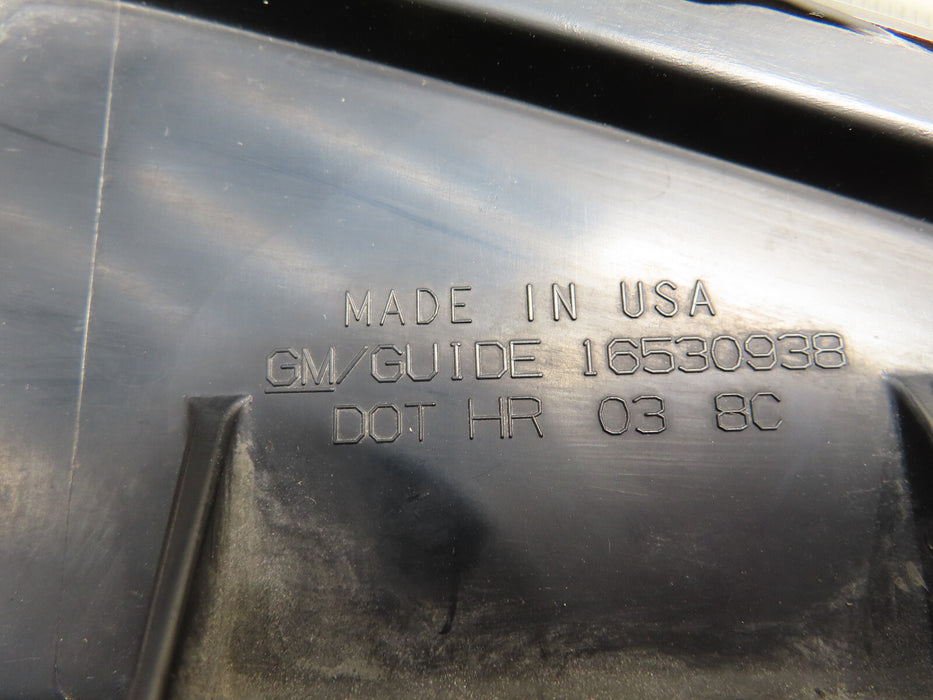 2003-2007 CHEVROLET SILVERADO 1500 AVALANCHE RH PASSENGER HEADLIGHT HALOGEN OEM