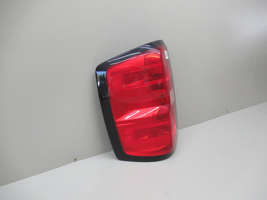 2014-2018 CHEVROLET SILVERADO 1500 2500 3500 LEFT REAR TAILLIGHT LAMP OEM