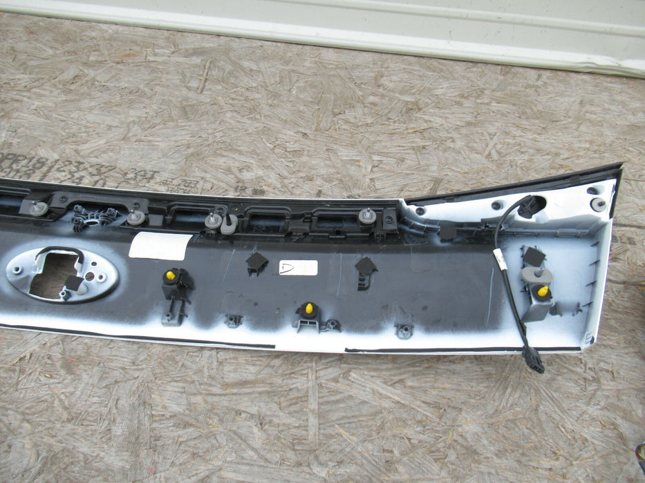 2020 2021 HYUNDAI SONATA REAR TRUNK DECK LID MOLDING W/ LED TAIL LIGHT OEM
