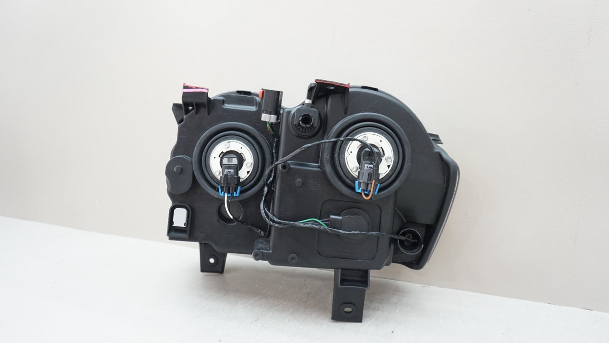 2005-2007 JEEP GRAND CHEROKEE FRONT PASSENGER HEADLIGHT HALOGEN AFTERMARKET