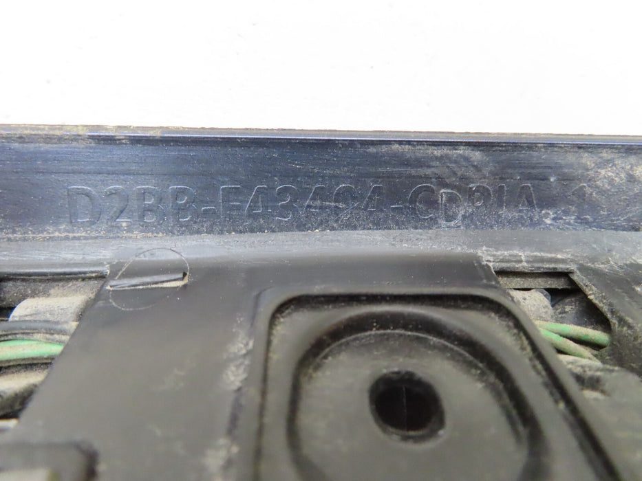 2014-2019 FORD FIESTA REAR TRUNK LID MOLDING TRIM PANEL LICENSE LIGHT OEM