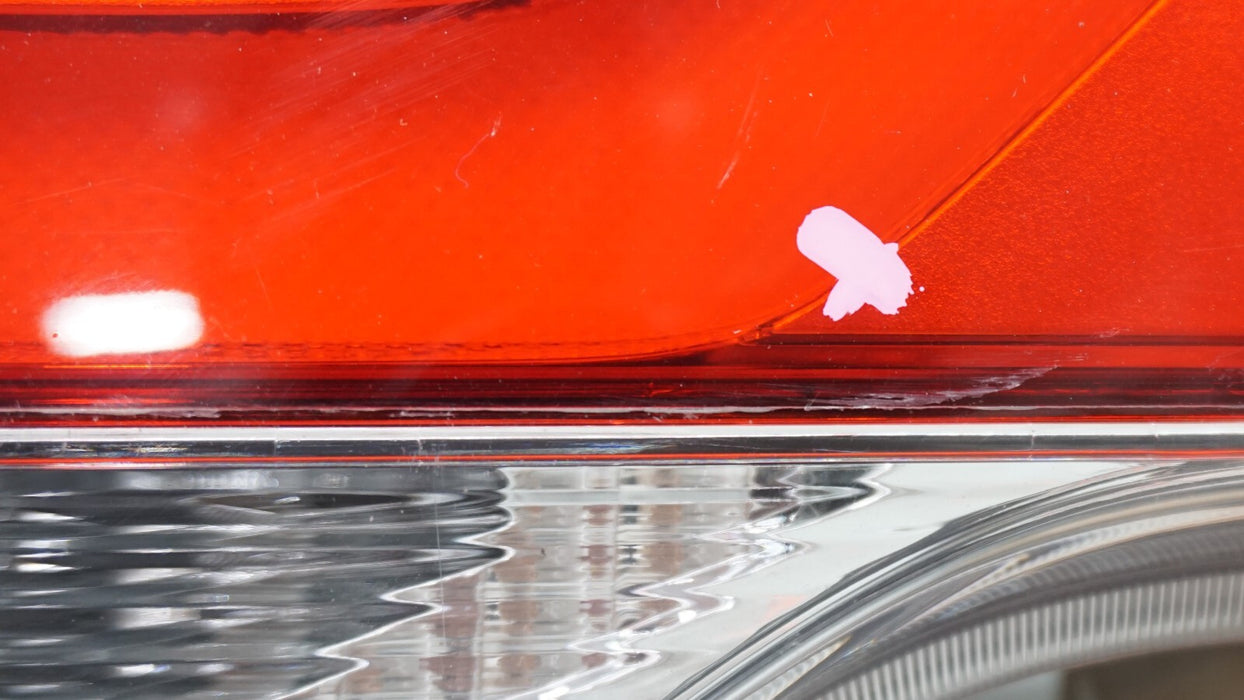 2017-2019 TOYOTA HIGHLANDER REAR LEFT DRIVER SIDE INNER TAIL LIGHT OEM