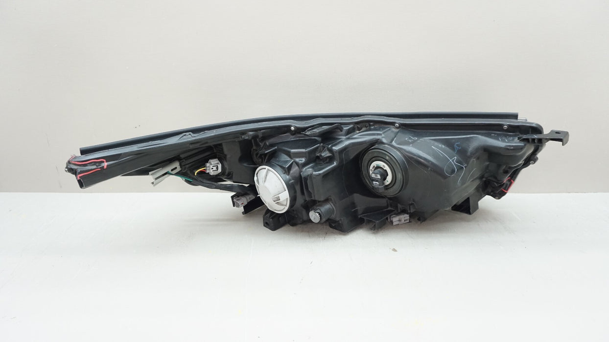 2017-2019 TOYOTA HIGHLANDER FRONT LH LEFT DRIVER SIDE HALOGEN HEADLIGHT OEM