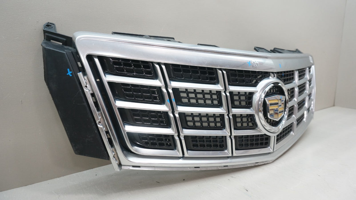 2013-2015 CADILLAC XTS FRONT BUMPER GRILLE OEM 22768456
