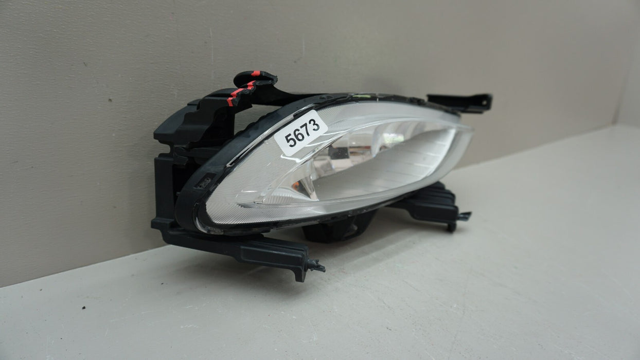 2011-2014 HYUNDAI SONATA RIGHT PASSENGER SIDE FOG LIGHT OEM 92202-3S/3Q