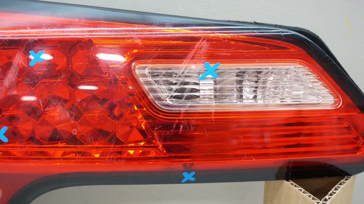 2016-2018 HONDA HR-V REAR LEFT DRIVER SIDE INNER TAIL LIGHT OEM