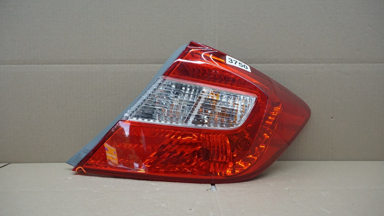 2012-2013 HONDA CIVIC RIGHT PASSENGER SIDE TAIL LIGHT OEM 33550TR0A01