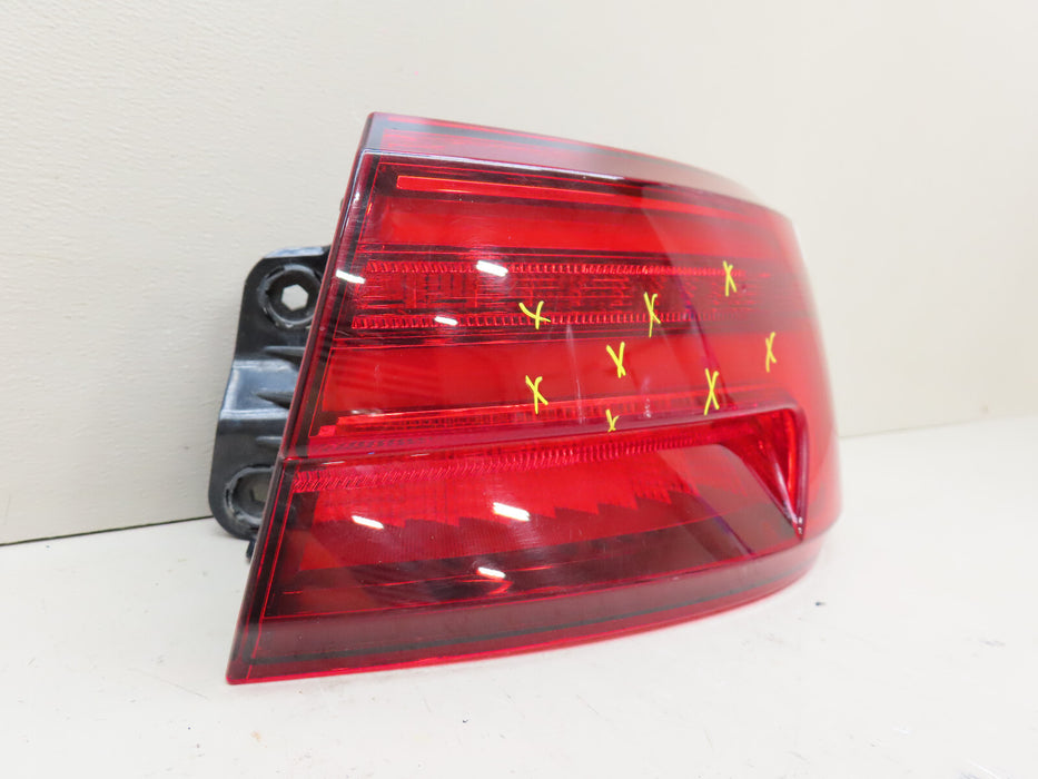 2017-2019 AUDI A3 REAR RIGHT PASSENGER SIDE TAIL LIGHT OUTER OEM 8V5945070