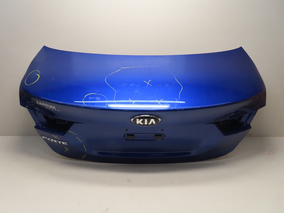 2019-2021 KIA FORTE 4DR SEDAN REAR TRUNK LID W/ EMBLEM BADGE NAMEPLATE OEM