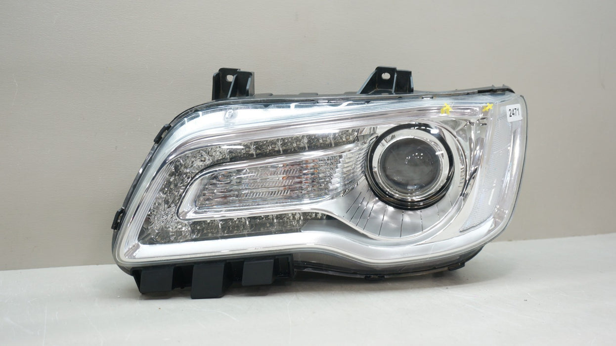 2015-2017 CHRYSLER 300 FRONT LEFT DRIVER SIDE HALOGEN HEADLIGHT OEM
