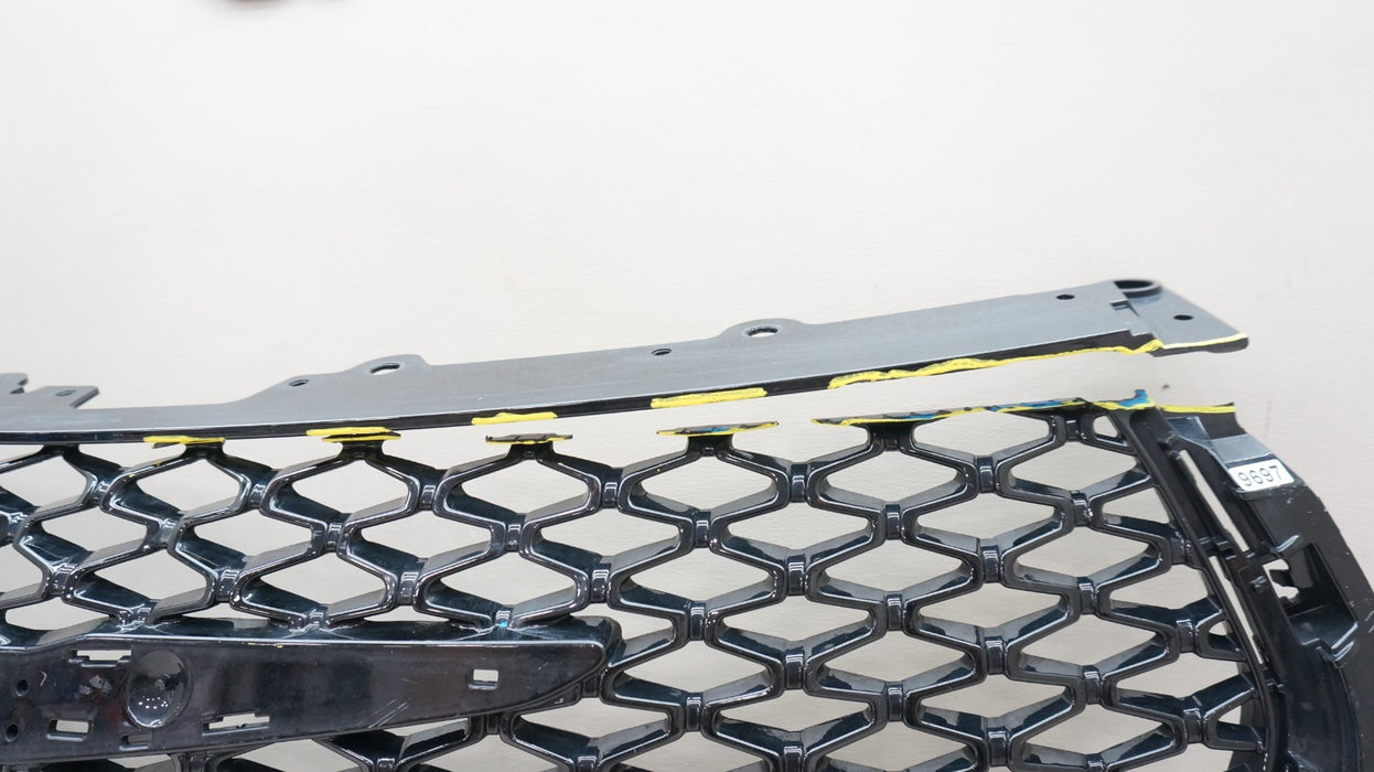 2021-2023 CHRYSLER PACIFICA FRONT BUMPER RADIATOR GRILLE OEM