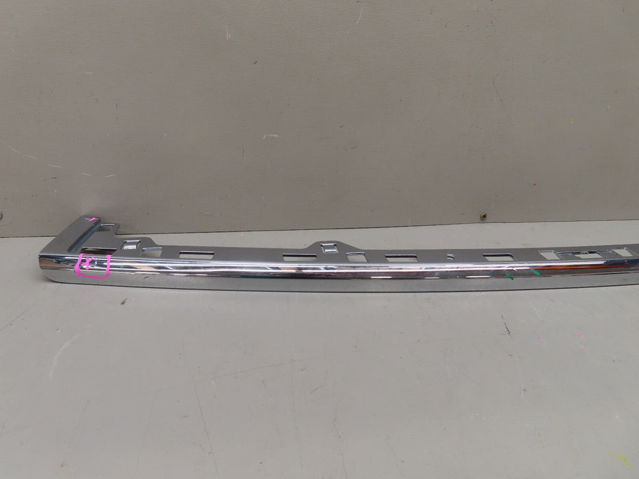 2011-2022 JEEP GRAND CHEROKEE WK REAR BUMPER STEP PAD MOLDING OEM