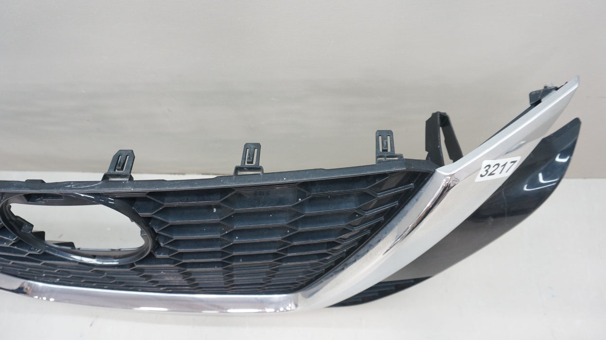 2019-2022 NISSAN ALTIMA UPPER FRONT GRILLE GRILL OEM 62310-6CG1A
