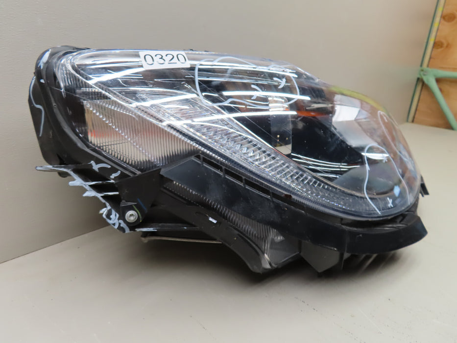 2017 2018 2019 2020 Chrysler Pacifica Headlight LAMP RH Halogen W/ LED OEM