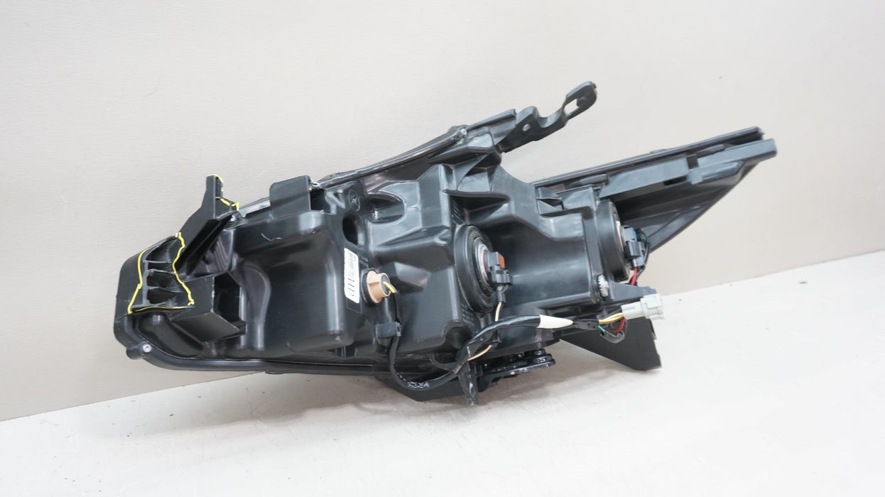 2016-2018 NISSAN ALTIMA FRONT RIGHT PASSENGER SIDE HALOGEN HEADLIGHT OEM