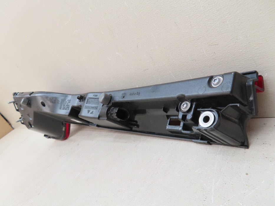 2017-2020 PORSCHE PANAMERA TURBO TAIL LIGHT RIGHT INNER PASSENGER SIDE LED OEM