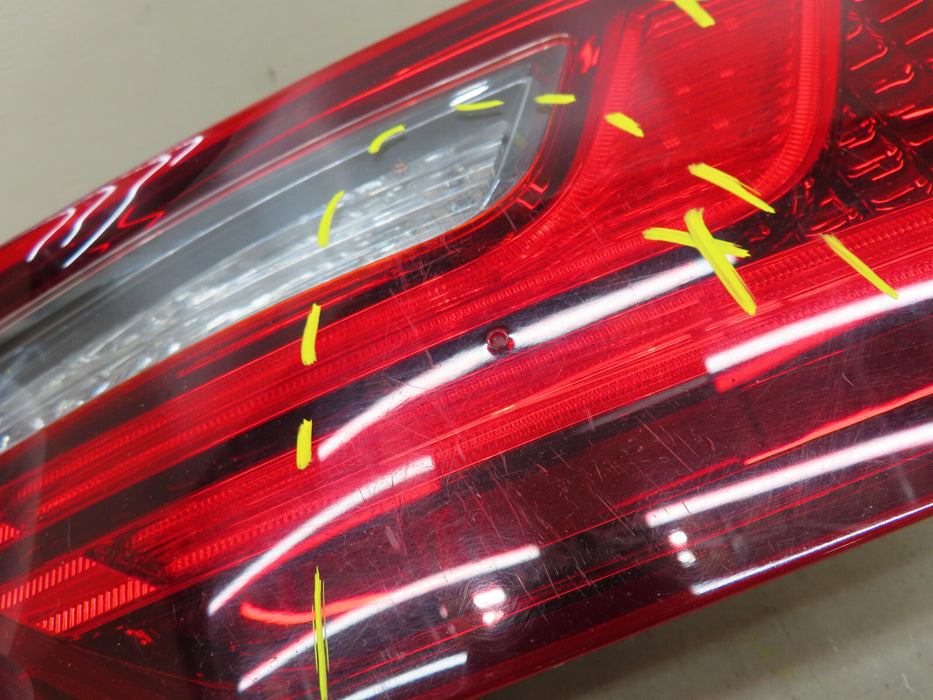 2013 2014 2015 LEXUS GS350 GS450H REAR RIGHT PASSENGER INNER TAIL LIGHT OEM