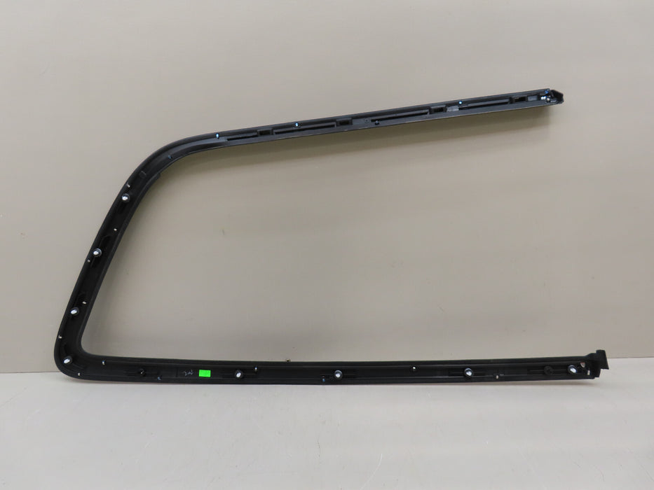 2020-2025 CHRYSLER PACIFICA, VOYAGER REAR RIGHT PASSENGER SIDE QUARTER TRIM OEM