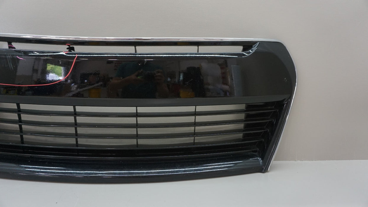 2014-2016 TOYOTA COROLLA FRONT BUMPER CENTER GRILL GRILLE OEM AP00-11-0400
