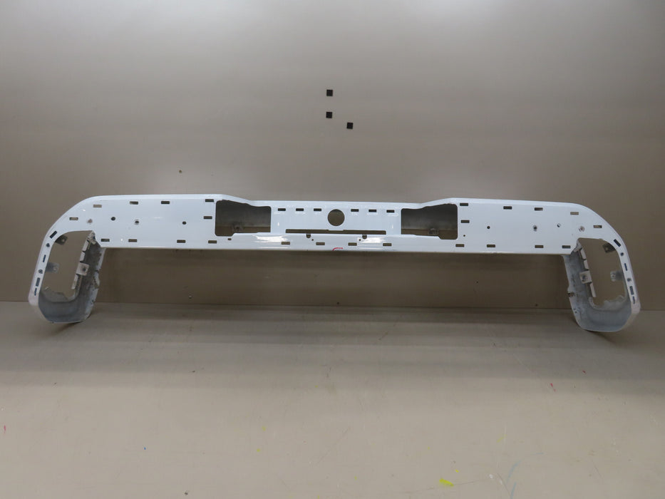 2019- 2022 GMC SIERRA CHEVROLET SILVERADO 1500 REAR BUMPER METAL OEM GM2112ABM