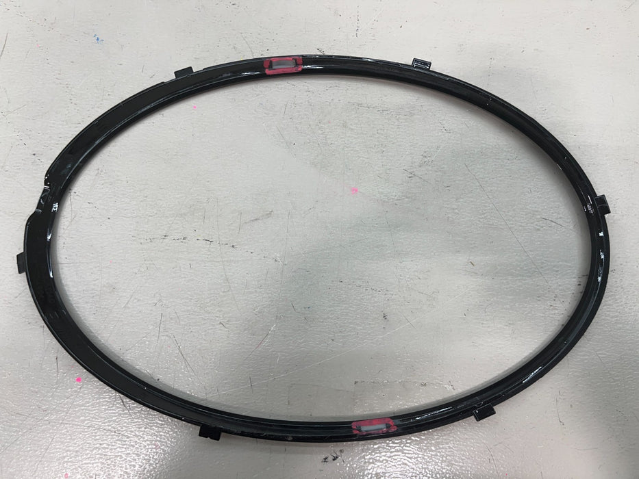 2021-2023 BENTLEY BENTAYGA RH RIGHT PASSENGER HEADLIGHT TRIM 36A.807.834.D OEM