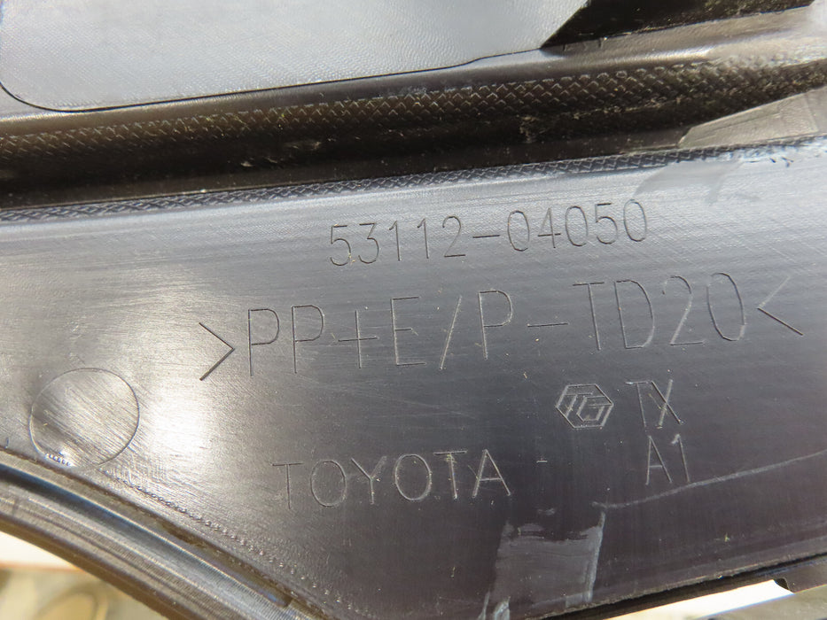 2016-2023 TOYOTA TACOMA FRONT LOWER BUMPER GRILLE GRILL OEM