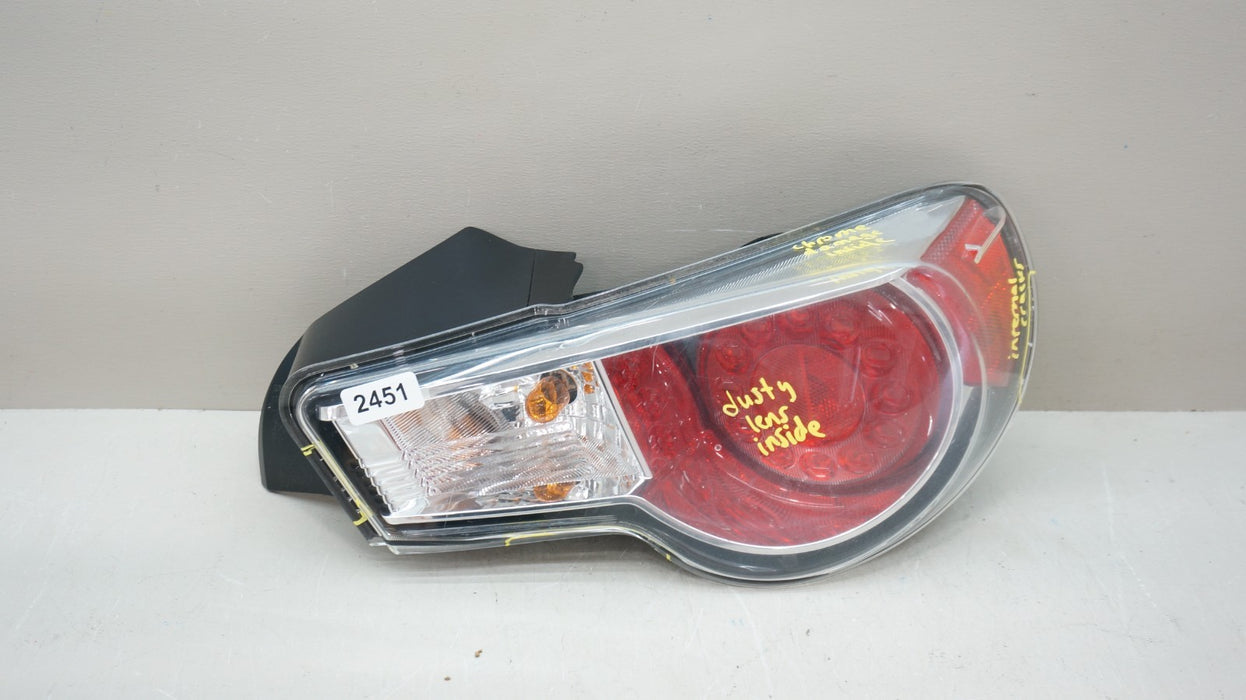 2013-2016 SUBARU BRZ REAR RIGHT PASSENGER SIDE OUTER TAIL LIGHT OEM