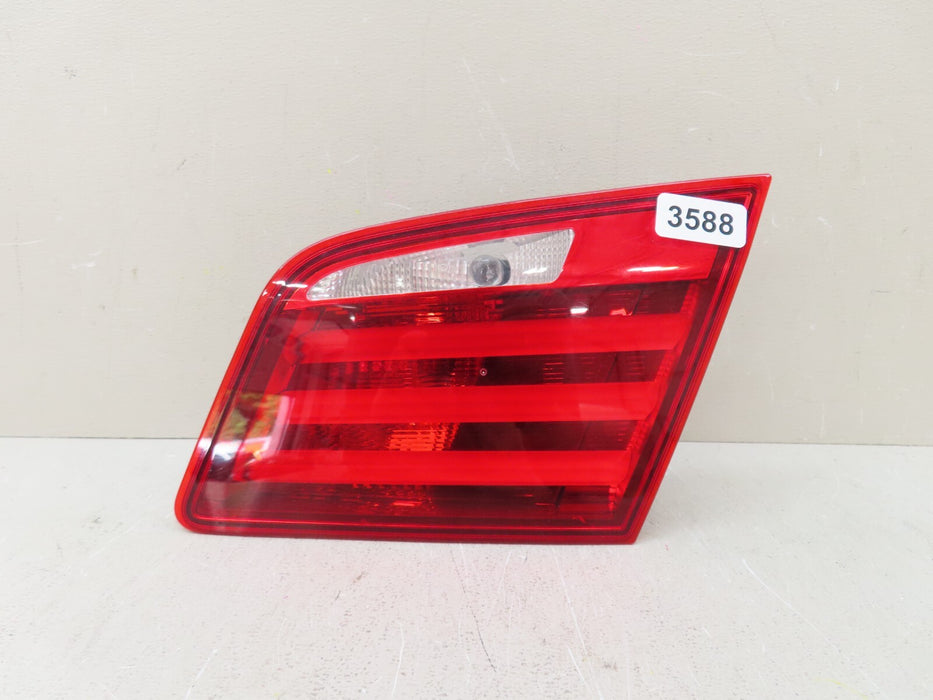 2011-2013 BMW 528I 535I 550I REAR RIGHT PASSENGER SIDE INNER TAIL LIGHT OEM