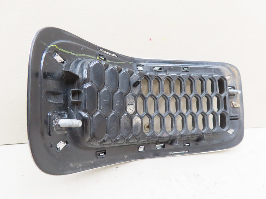 2014-2018 JEEP CHEROKEE FRONT RADIATOR GRILL GRILLE INSERT #2 OEM