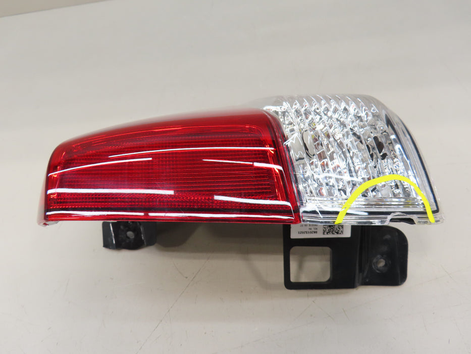 2019-2024 SUBARU FORESTER REAR RIGHT PASSENGER SIDE OUTER TAIL LIGHT OEM