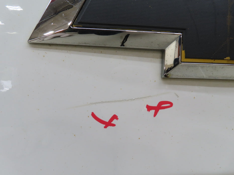 2016-2018 CHEVROLET SILVERADO 1500 2500 3500 HD REAR TAILGATE W/ EMBLEM OEM